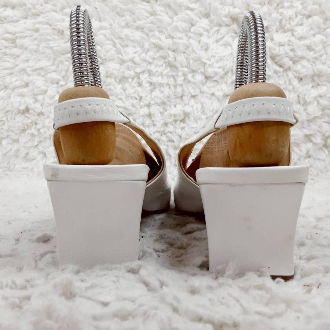 美品 23㎝◎フェラガモ ミュール ホワイト 白 ガンチーニ金具付き