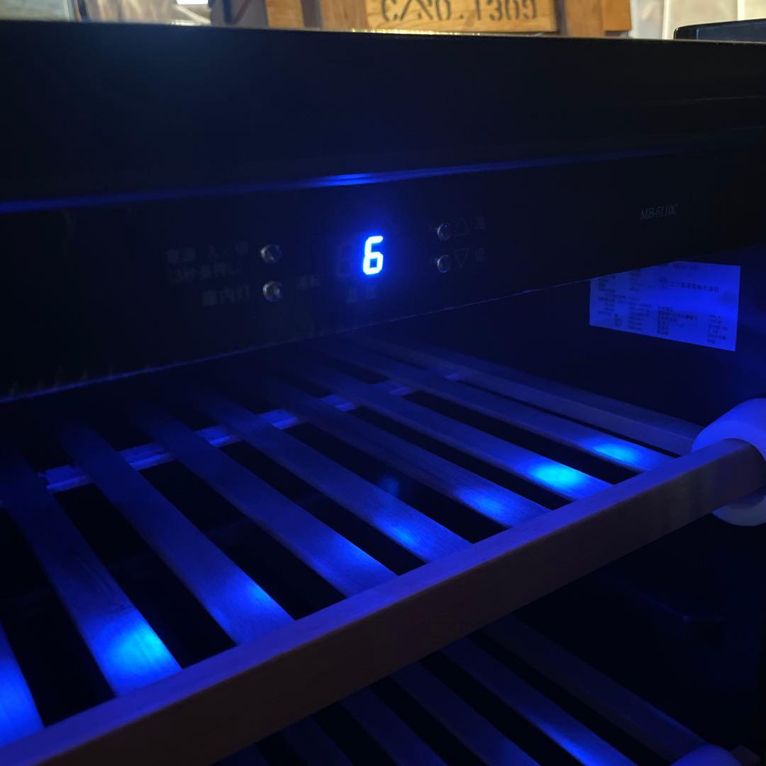 【茨城】ワインクーラー　ワインセラー 2重ガラス扉 4段棚　冷蔵庫