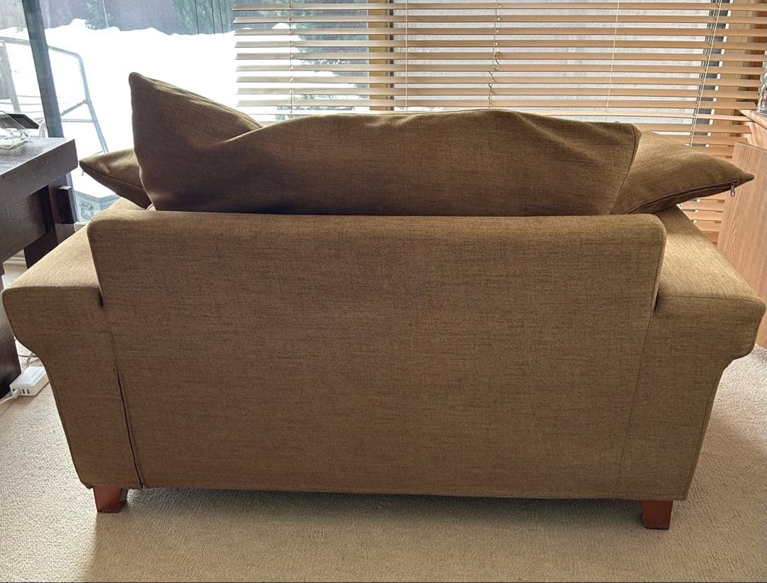 ウニコ　unicoファブリック 1.5人掛けソファ 中古　2/11まで掲載