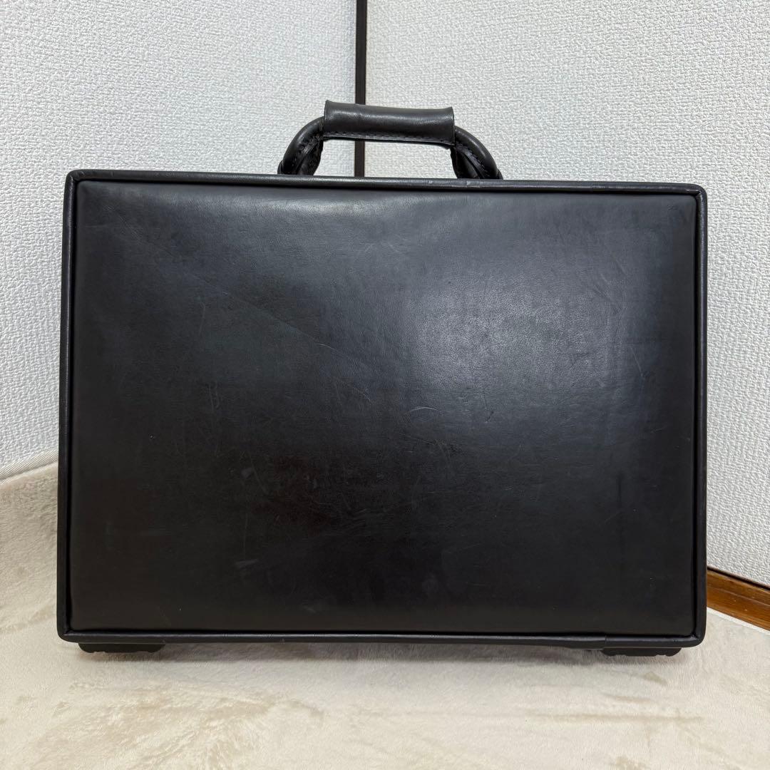 ハートマン　アタッシュケース　オールレザー　A4収納　ダイヤルロック　黒