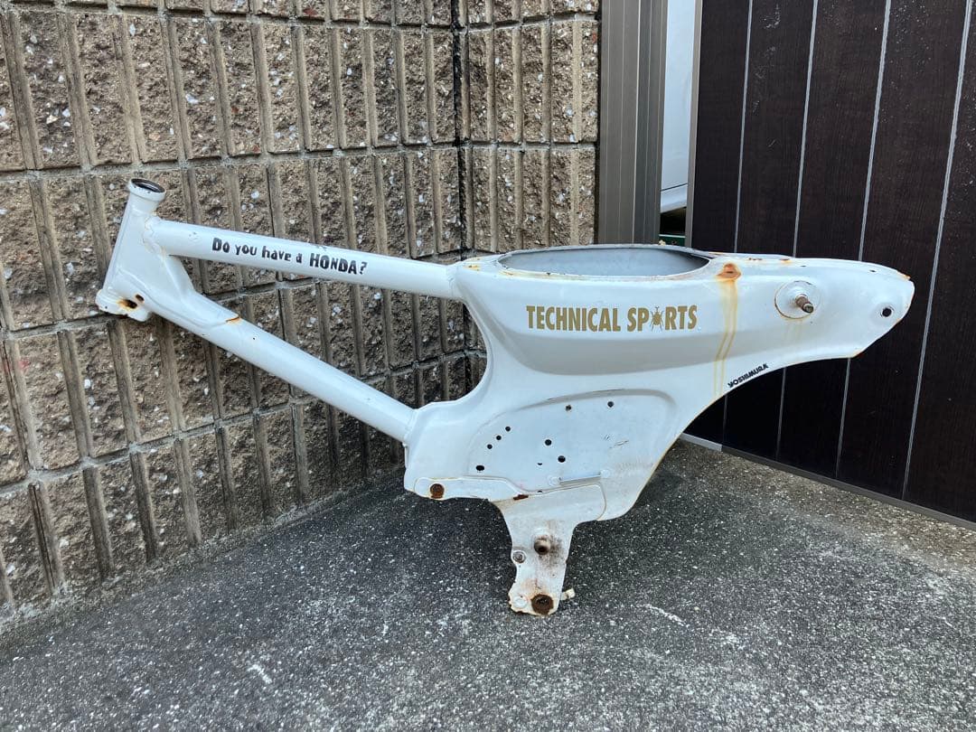 健*郎様 スーパーカブ50　カスタムフレーム　書類有り