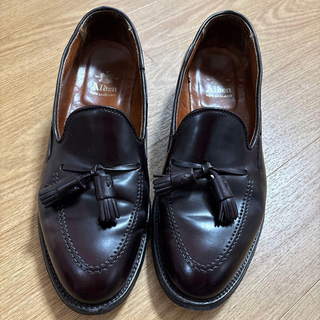 てんてけてん♫オールデン　タッセルローファー　コードバン