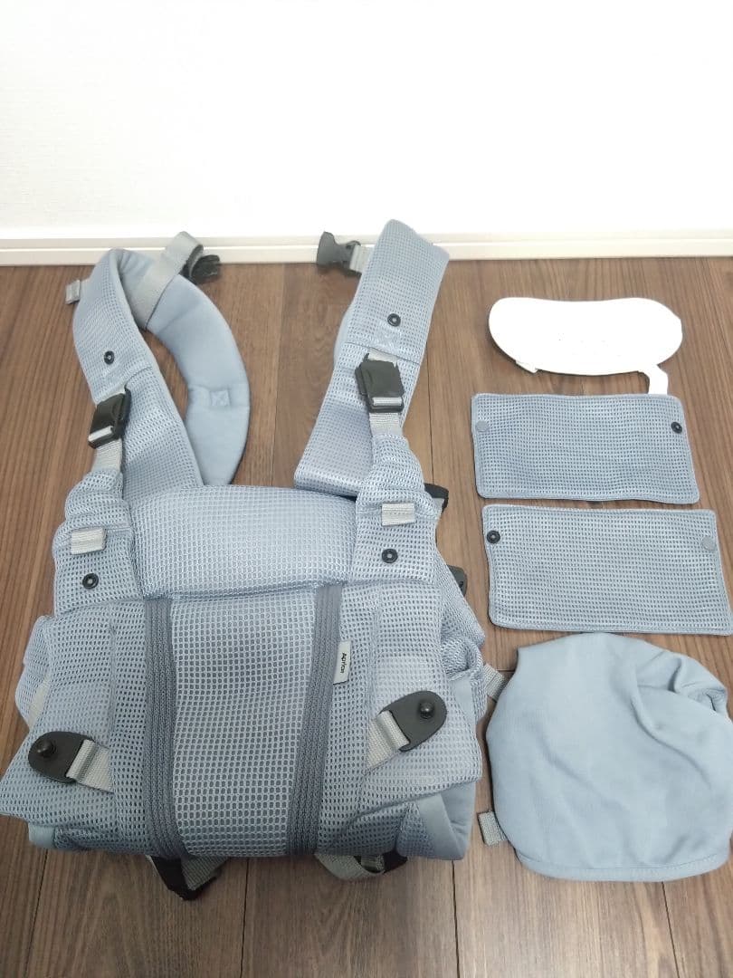 【美品】アップリカ　抱っこ紐　ラクリス　Aprica Laclis