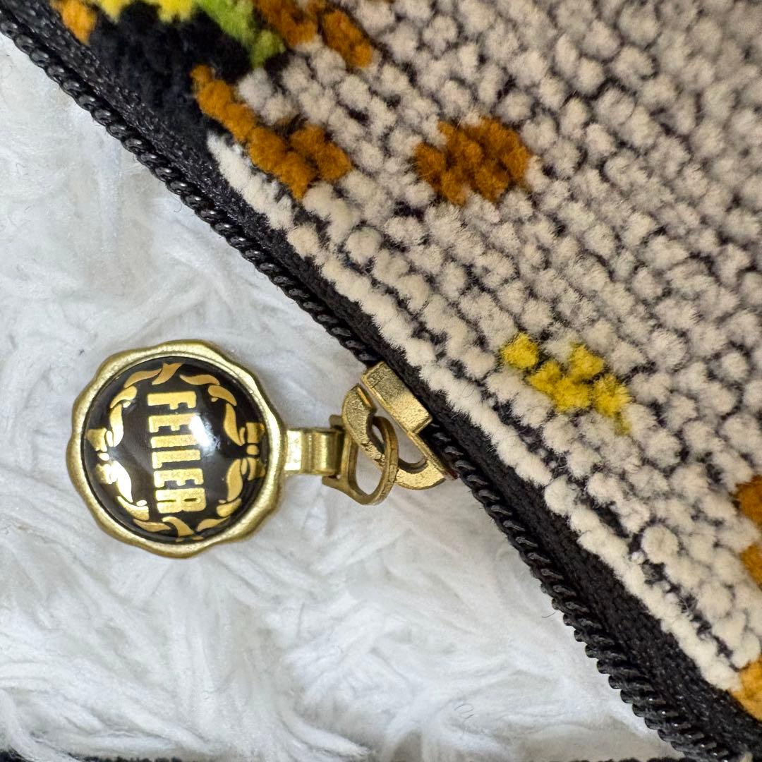 フェイラー ハローキティ コラボ 苺柄 ショルダーバッグ 斜めがけ ポシェット