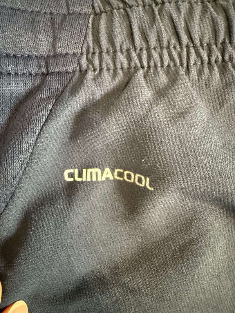 流経柏高校　サッカー部　adidas ポロシャツ＆パンツ　移動着