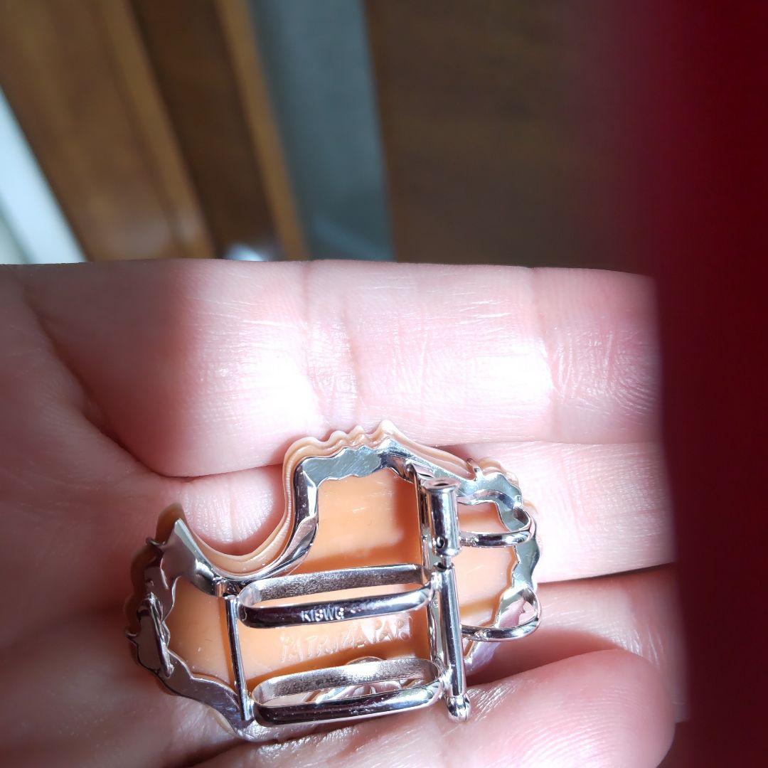 小春日和様　　k18WG　シェルカメオブローチ＆　パルラーティ　ダイヤ付