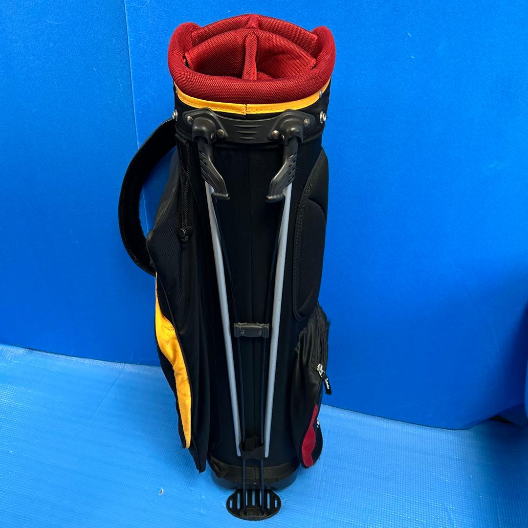 TaylorMadeスタンド式キャディーバッグ