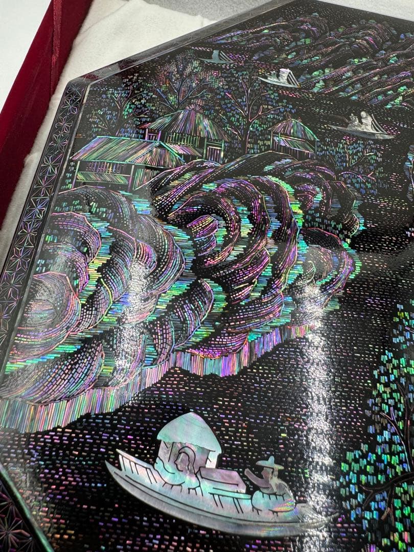 韓国製　八角螺鈿細工　漆器　螺鈿細工　小物入れ