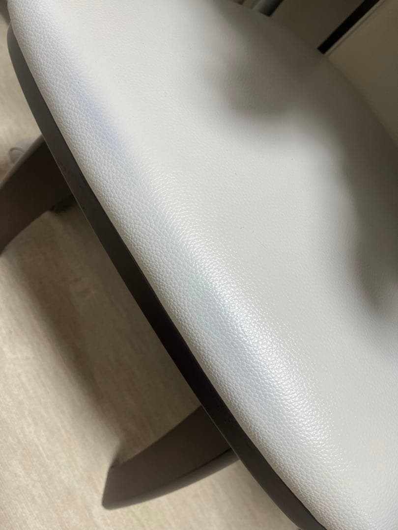 ニトリ　回転式　椅子　デスクチェア　KEYUCA ビーカンパニー　アクタス　在宅