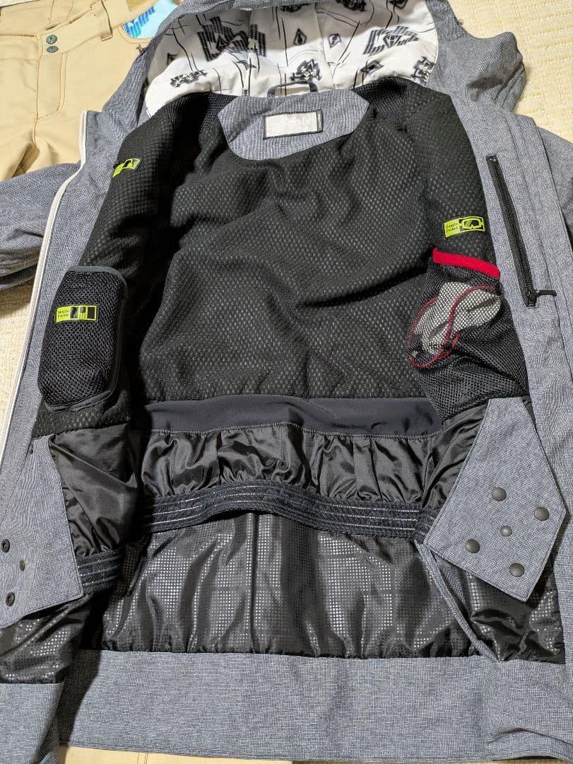 フェニックス レディース　スノボードスノボースキーウェア　サイズL