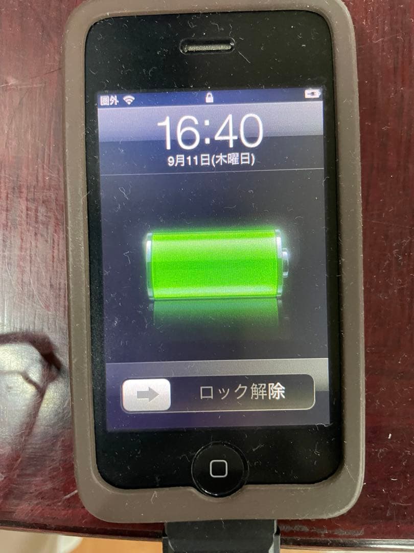 Apple iPhone 8GB ブラック