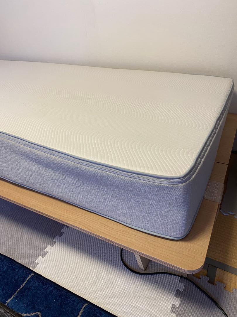 近隣地域限定送料無料❗️koala コアラマットレス ベッドフレーム (シングル)