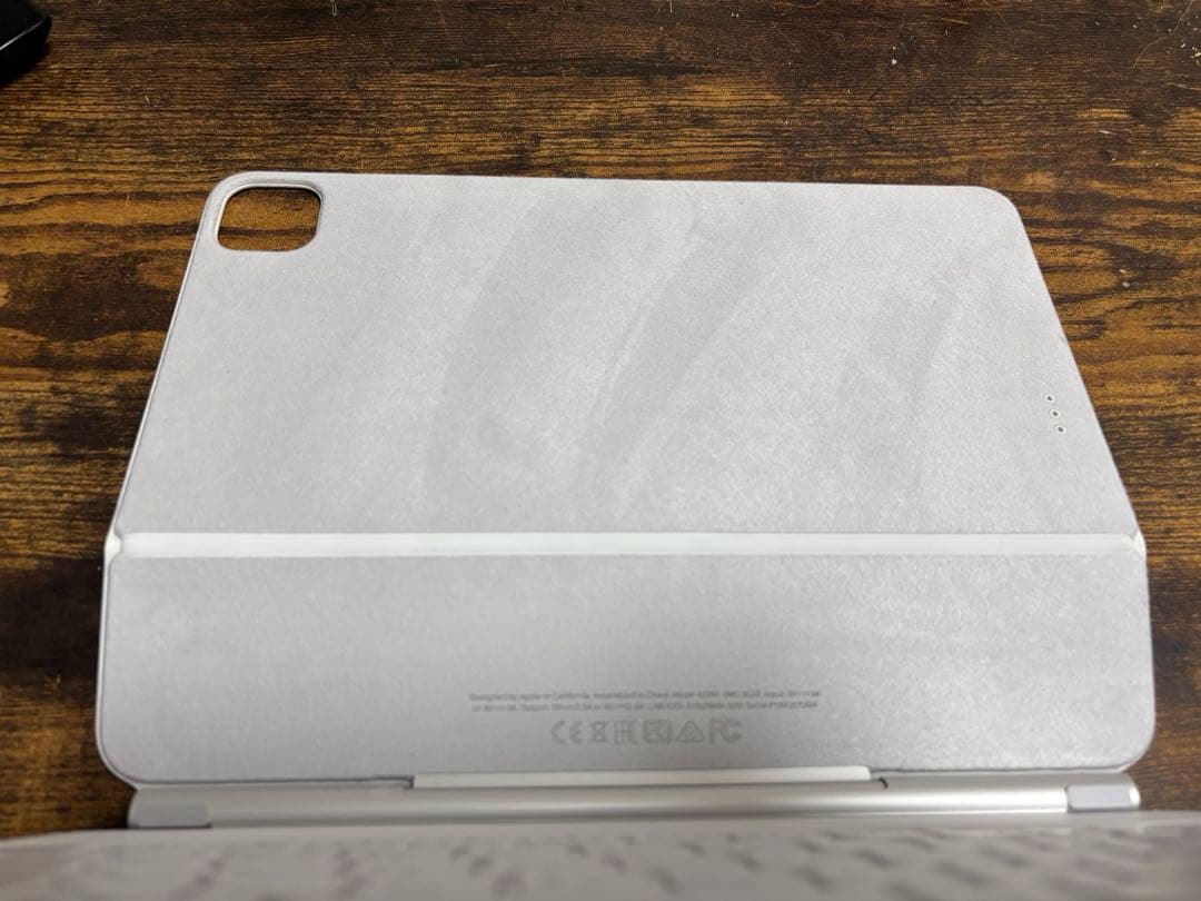 11インチiPad Air（M2）用Magic Keyboard ホワイト