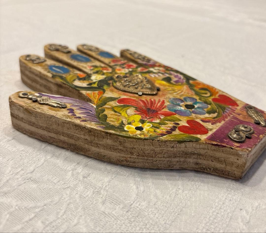 ハンドモチーフ　オブジェ　置き物　メキシコ