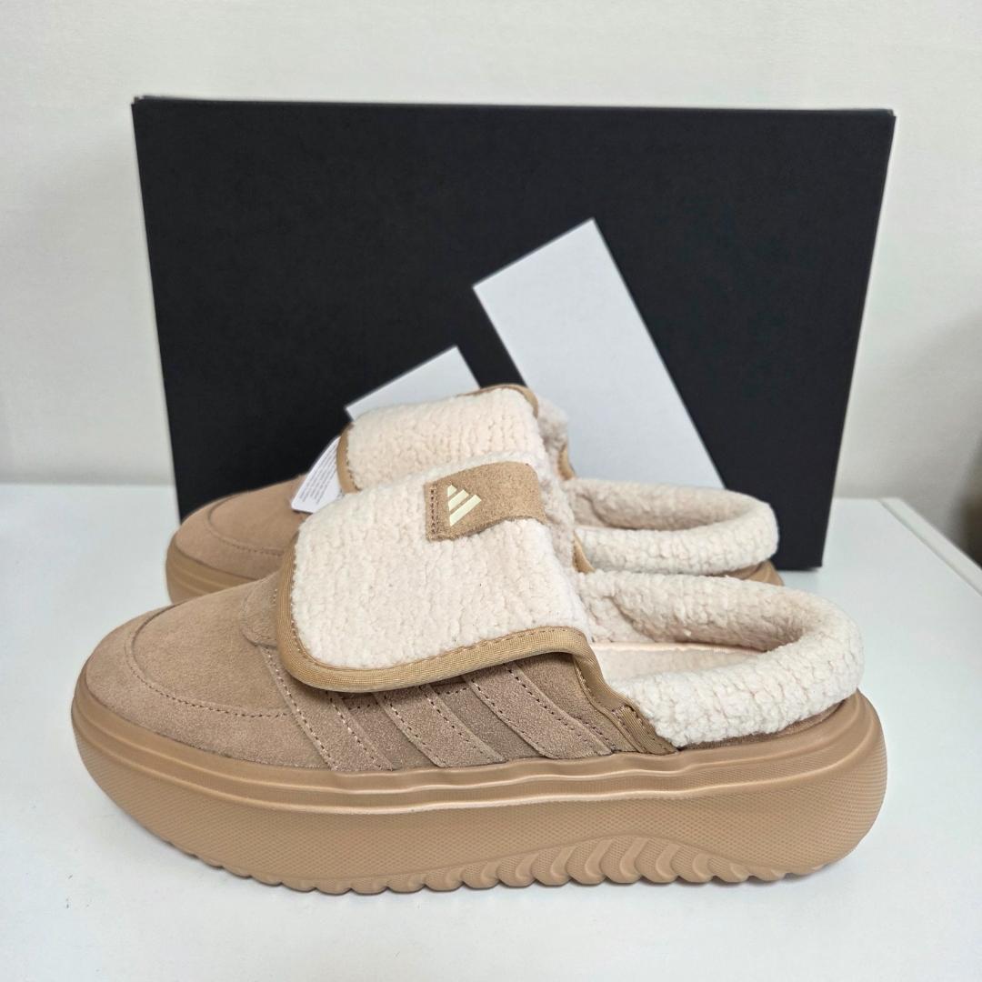 あっふぃ☆ 大人気!! 韓国限定 グランドコートミュール ウォームサンド