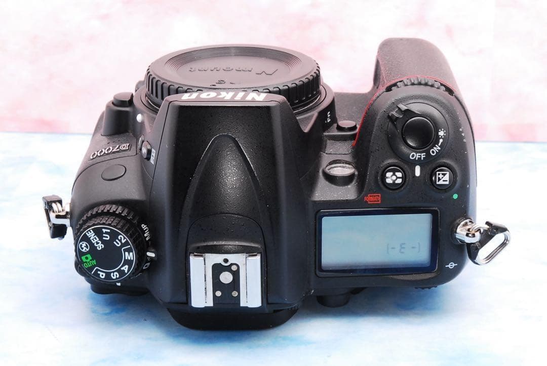 ニコン D7000☆バッグ付☆一眼レフカメラ☆300mm超望遠レンズセット