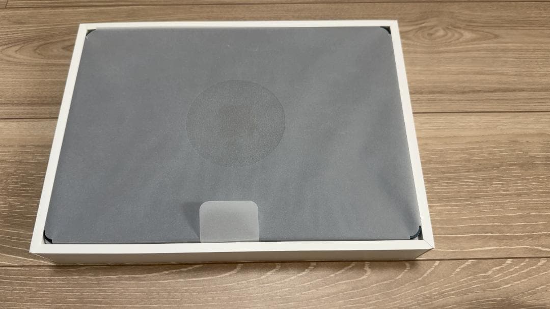【美品】MacBook Air M2 2022 13インチ メモリ８GB