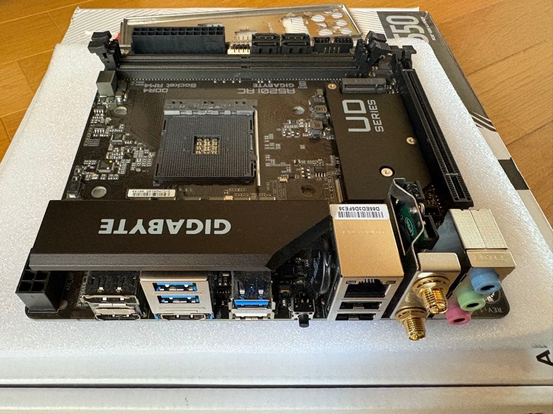 GIGABYTE A520I itxマザーボード