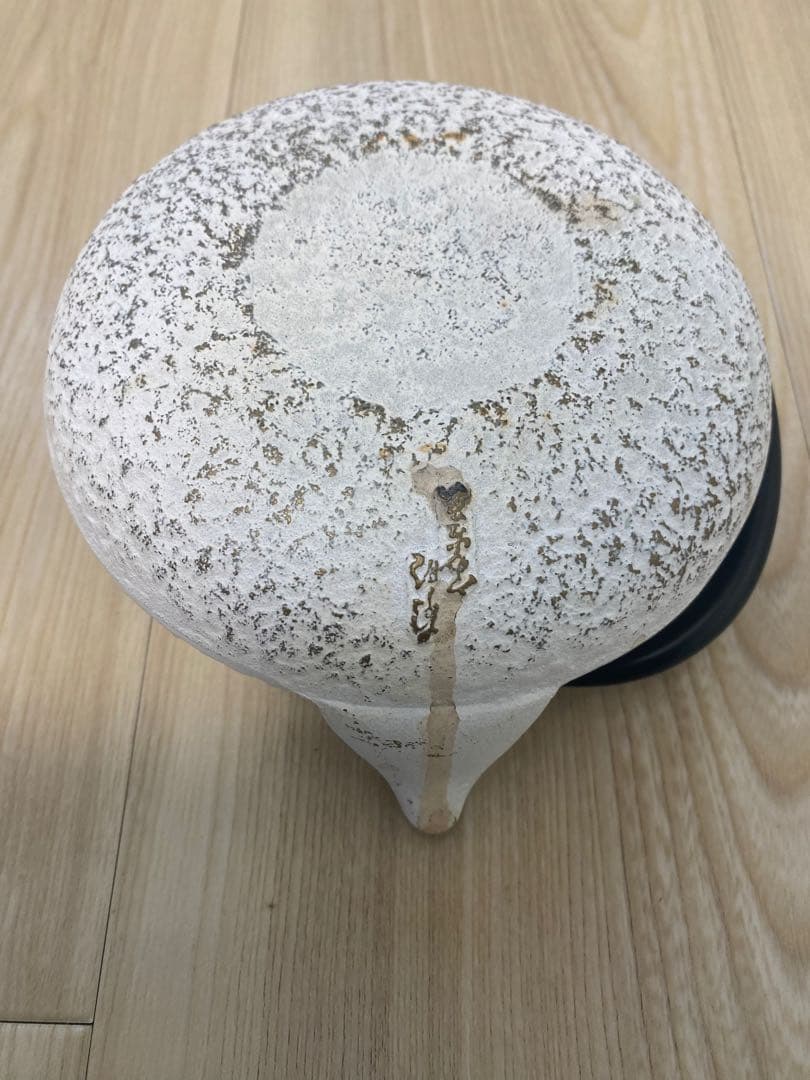 南部鉄器【南部宝生堂 及富 OITOMI】令和霰　瓶敷セット (ホワイト 白）