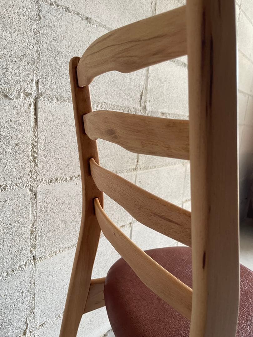 天然木無垢材　ラダーバックチェア　ダイニングチェア　本革シボレザー張り