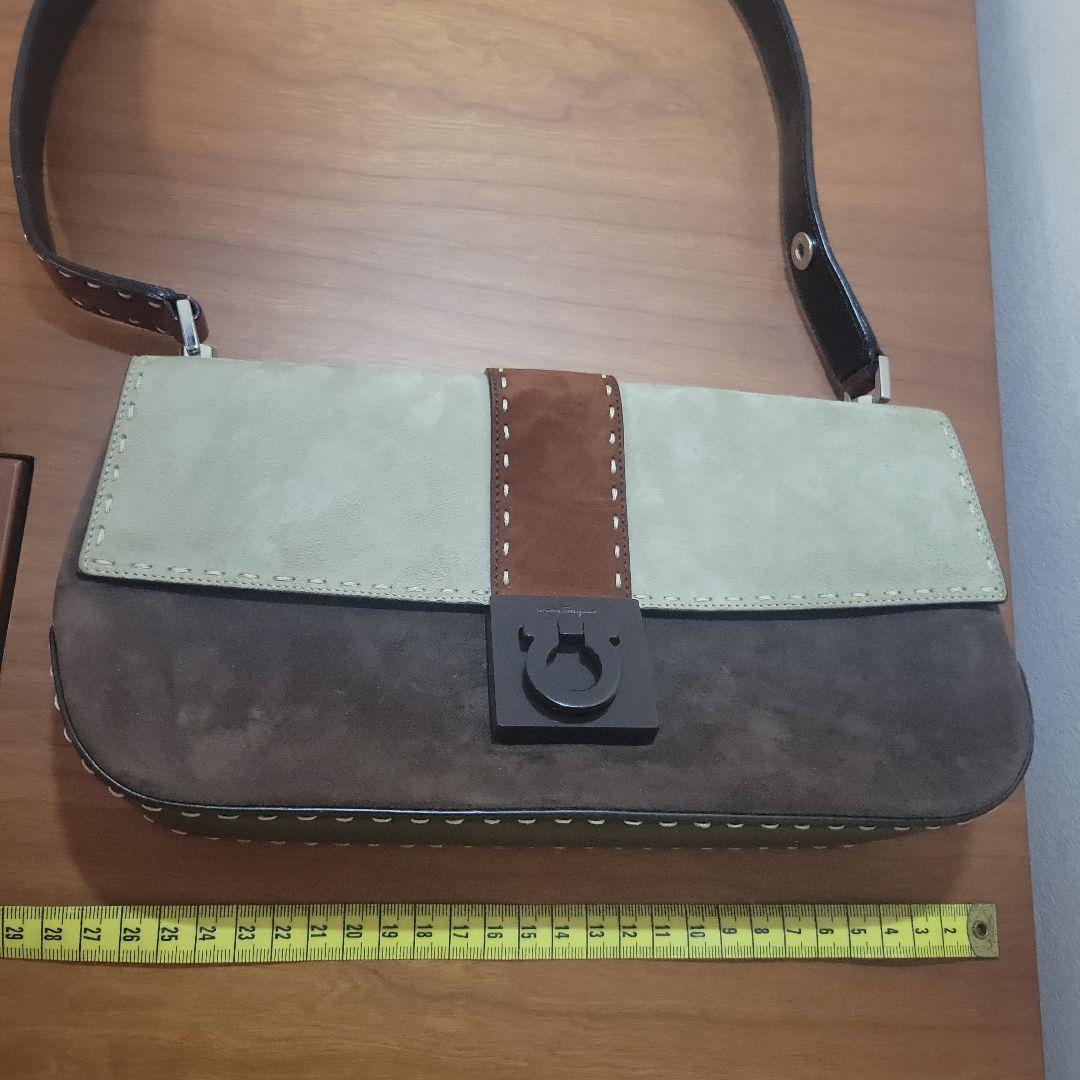 Ferragamo ショルダーバック