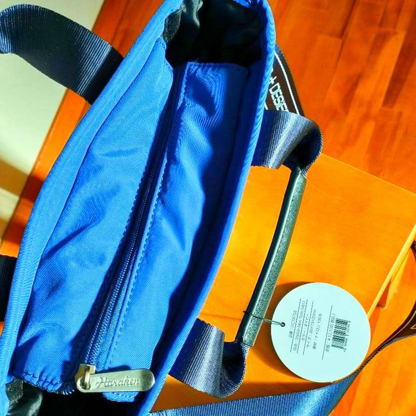 ★新品未使用★DOCUS ドゥーカス カートラウンドバックストラップ付ネイビー