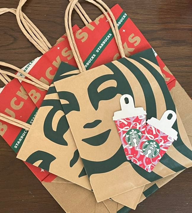 スタバ オーナメント　カップ　ホールキャップ　くま　うさぎ　雪だるま　あざらし