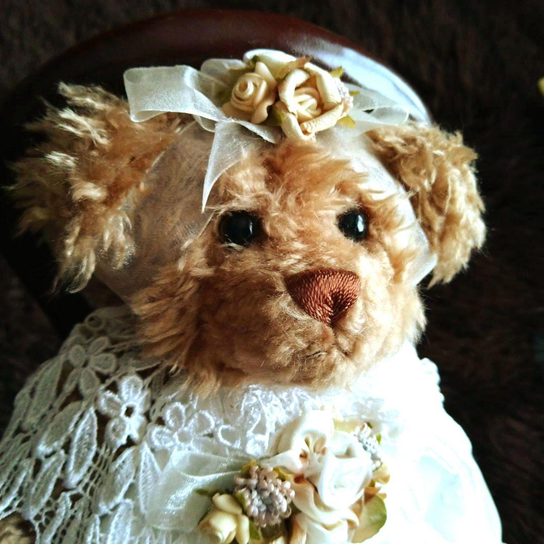 テディベアー、ウェルカムウェディングベアー木製アンティークチェア付き