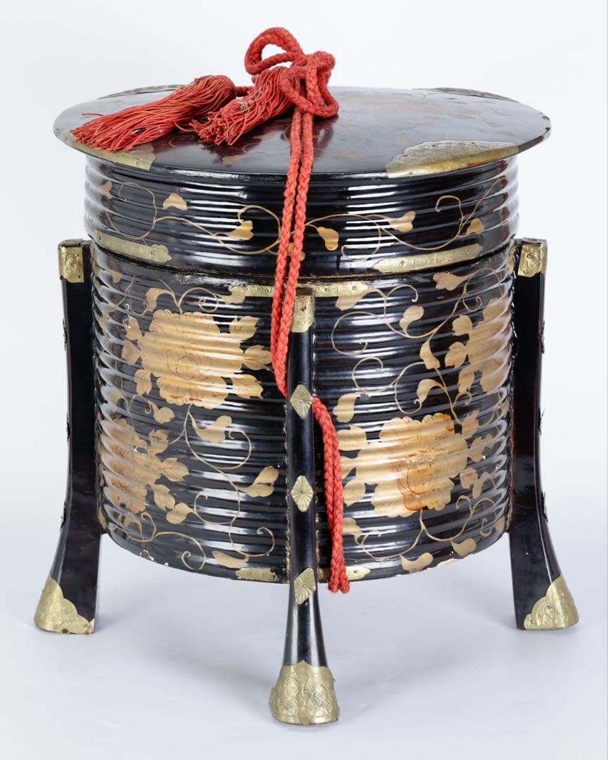 江戸後期〜明治期 黒漆塗 金蒔絵牡丹唐草文 行器 ほかい 婚礼道具 骨董 古美術