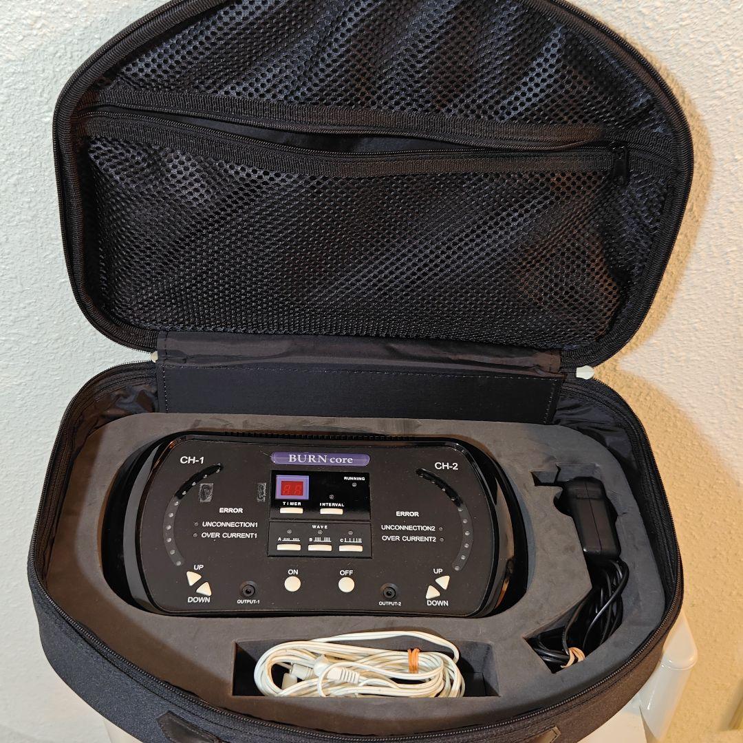 EMS「JOYトレ」バーンコア　複合高周波マシン　1台　置台