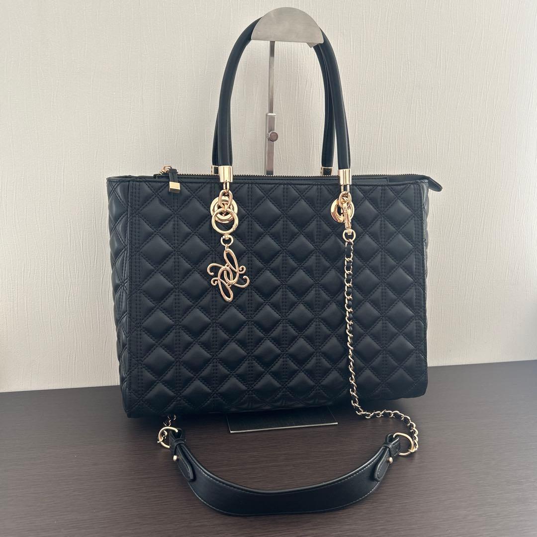 新品　ランダ RANDA 2WAYキルティンラージバック ブラック A4対応