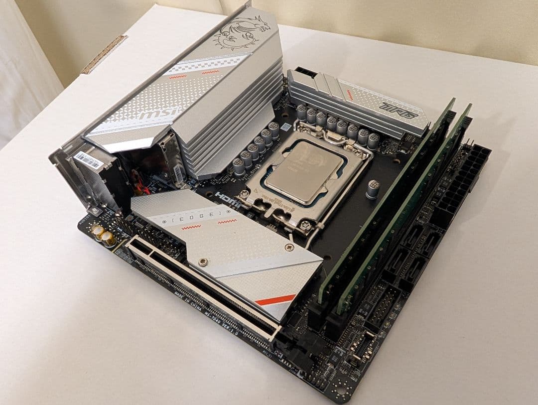 MSI B760Iマザー + i5-13600kf + 64GBメモリ