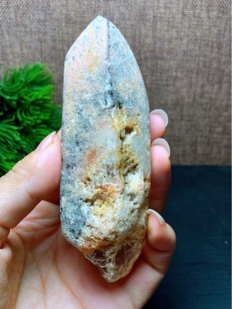 ⭐︎【極上品】天然 ガーデン クォーツ 置物 232g