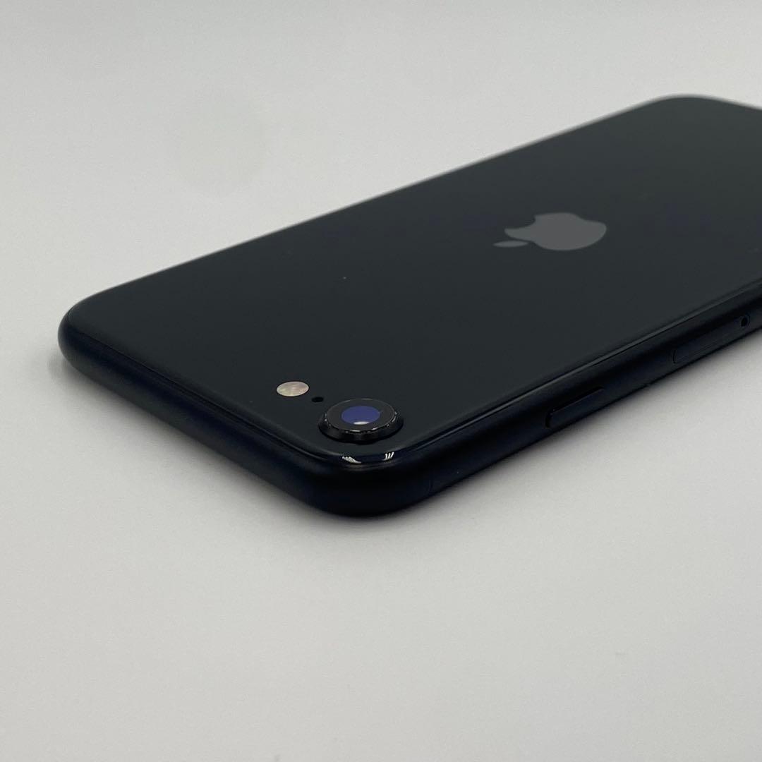 Apple iPhone SE 64GB SIMロックなし