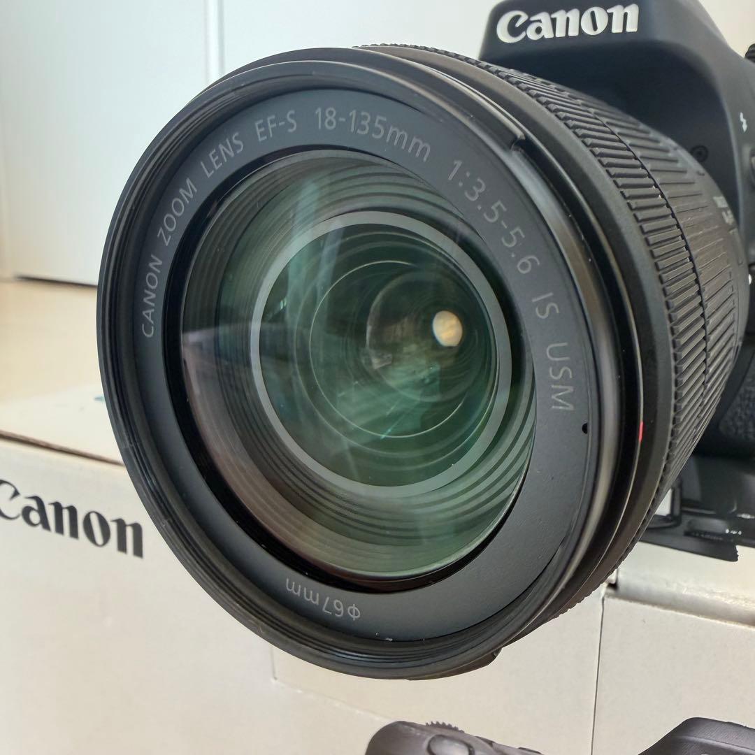美品★EOS 80D EF-S 18-135mm IS USM★使用回数低