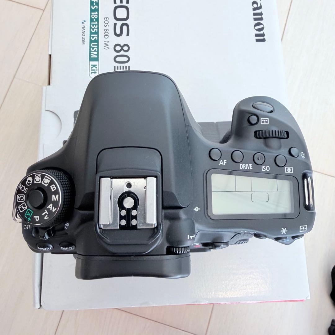 美品★EOS 80D EF-S 18-135mm IS USM★使用回数低