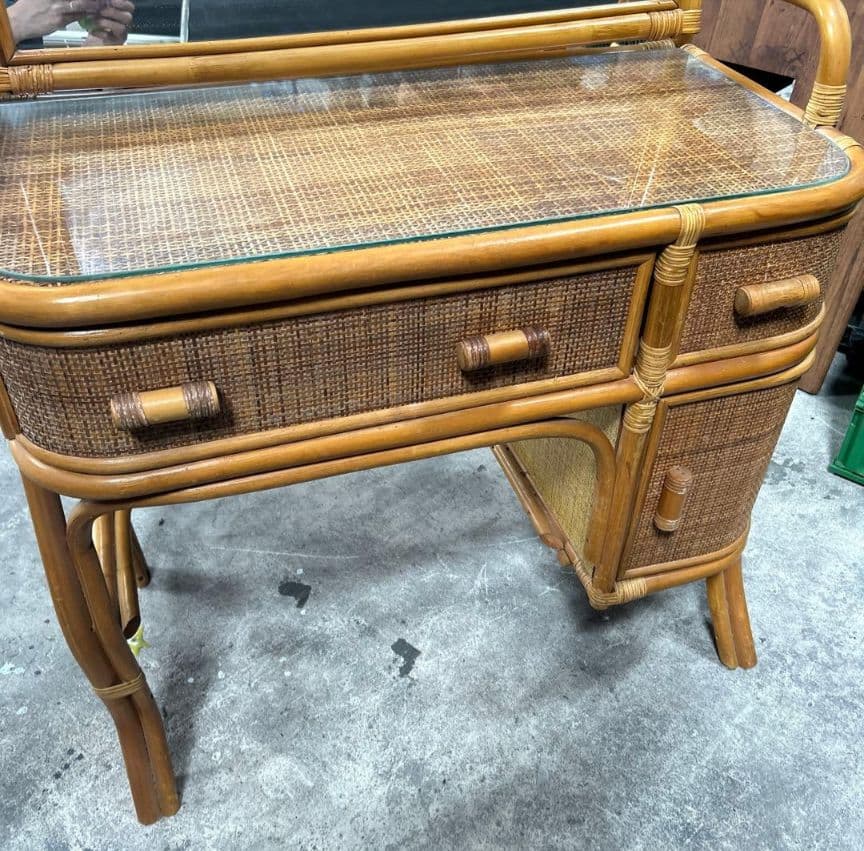 【配送不可、現地引取のみ】ラタン製ドレッサー・鏡台 アーチ型ミラー