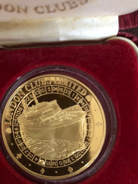 クイーンエリザベス2世号　豪華客船記念