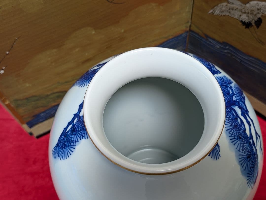 深川製磁　花瓶　『鯉と松』