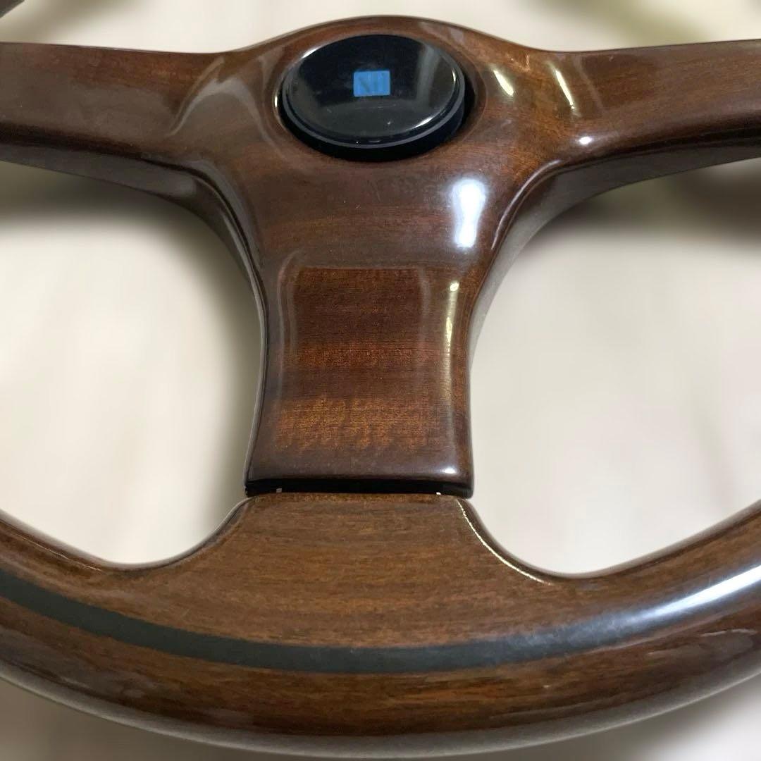 【ナルディ 】ウッドステアリング　即日発送　送料無料❗️