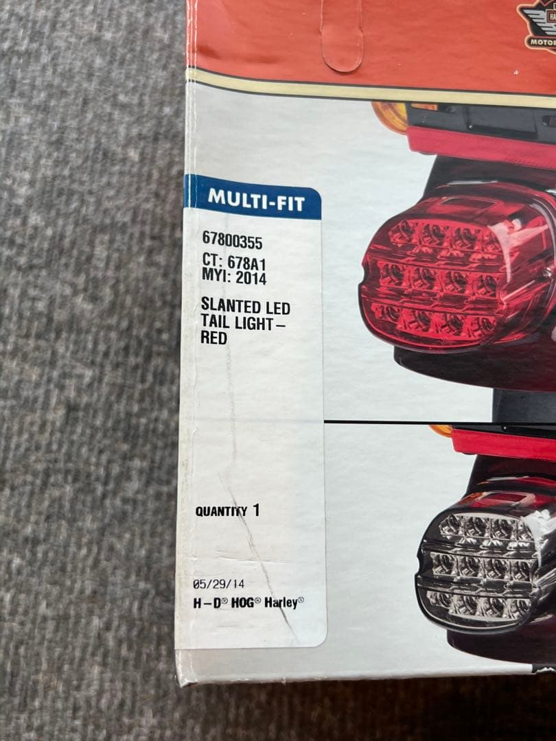 ハーレー純正 テールライトキット 赤/ナンバー灯白LED付き