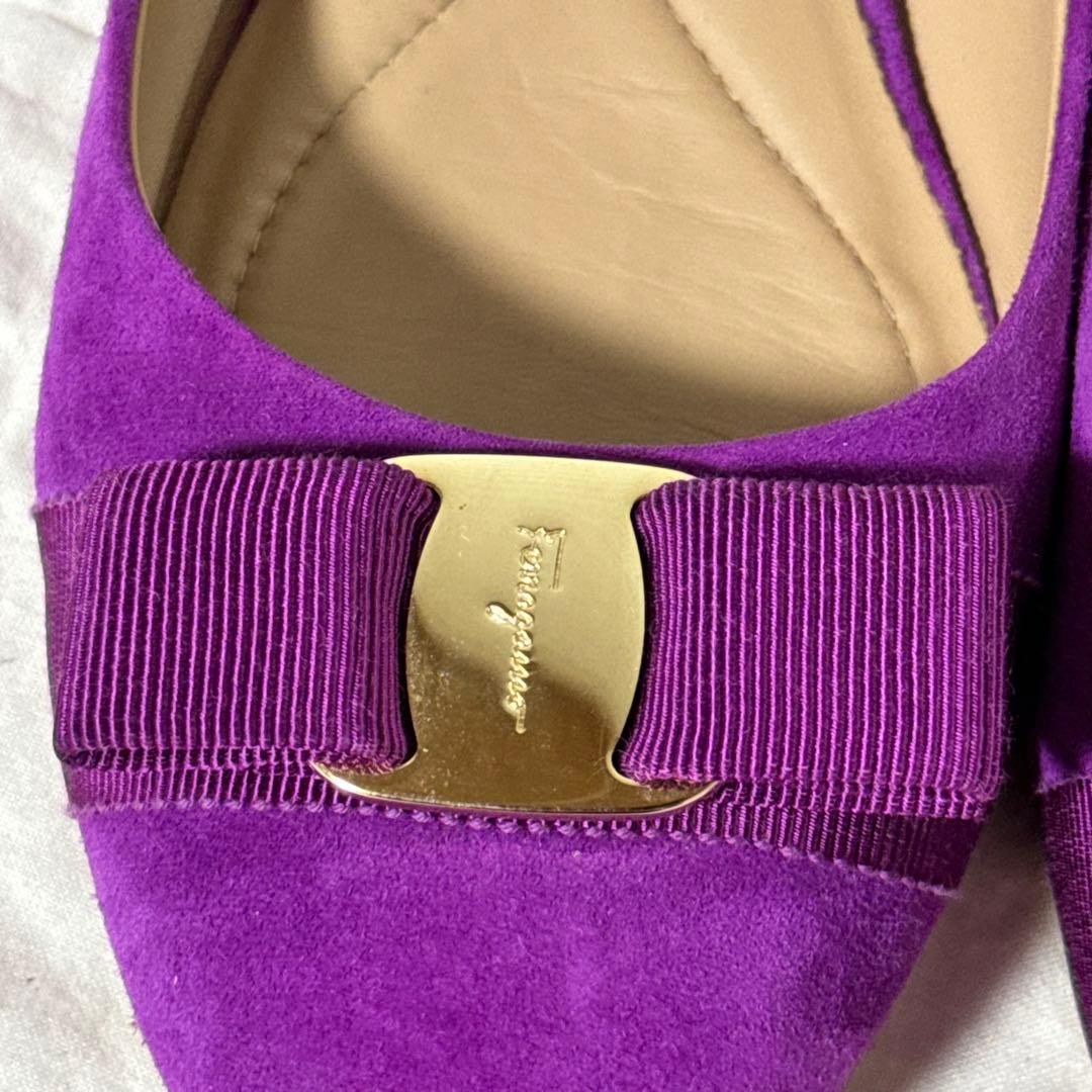 美品✨フェラガモ　フラットシューズ　VARINA ヴァリナ　VARA ヴァラ