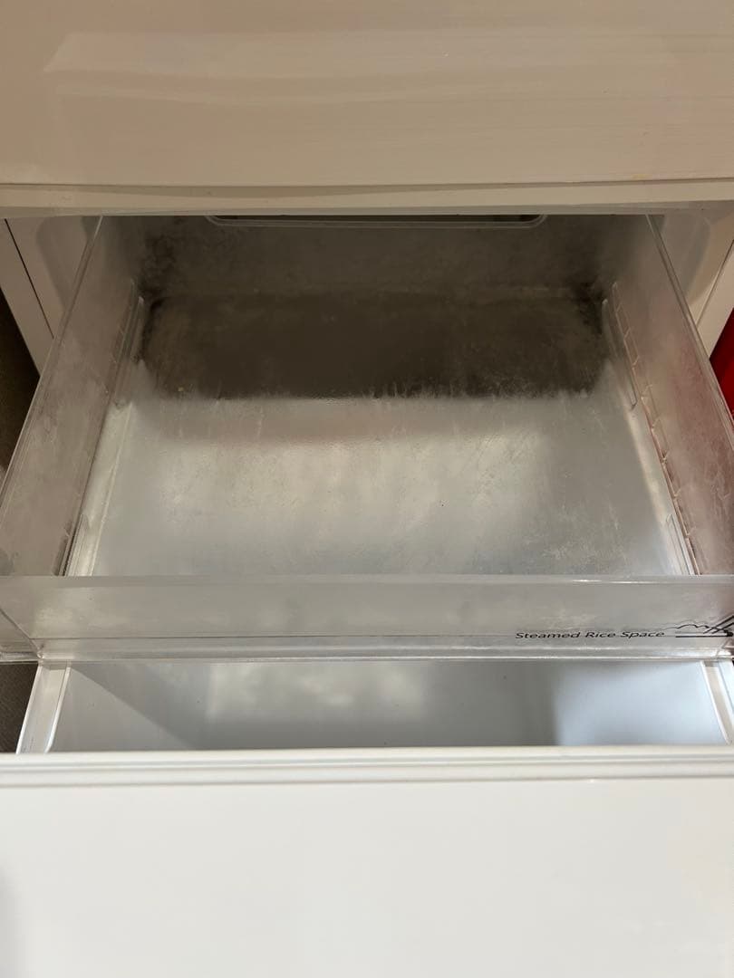 【最大値下げ！！6月5日まで】アイリスオーヤマ 冷蔵庫 AF156Z-WE