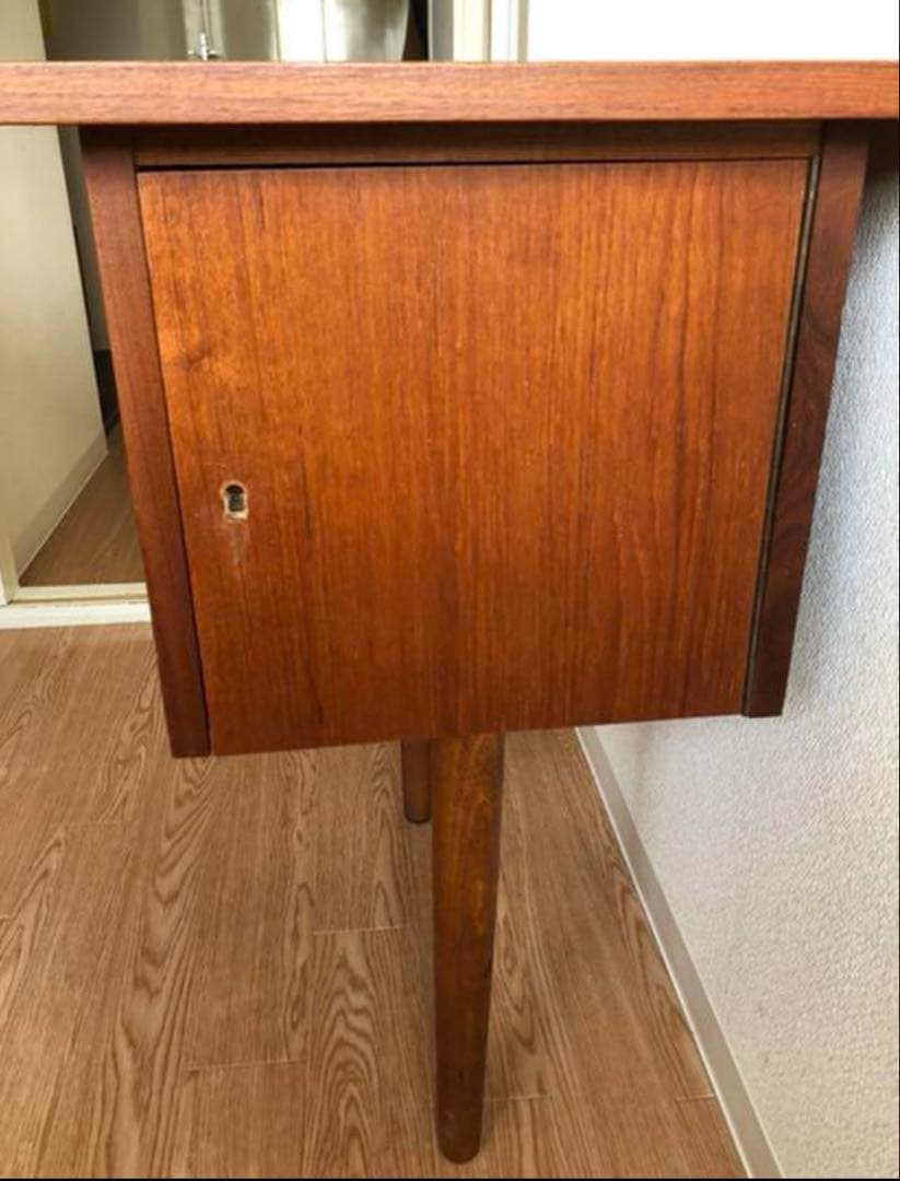 アンティーク　デスク