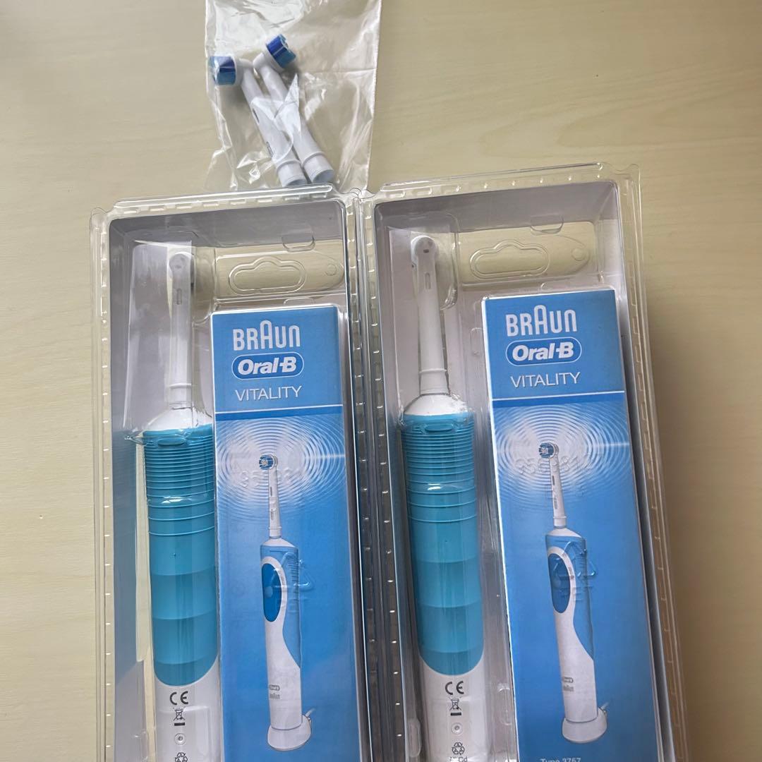 お値下げ【新品】ブラウンオーラルB電動歯ブラシ本体・替えセット