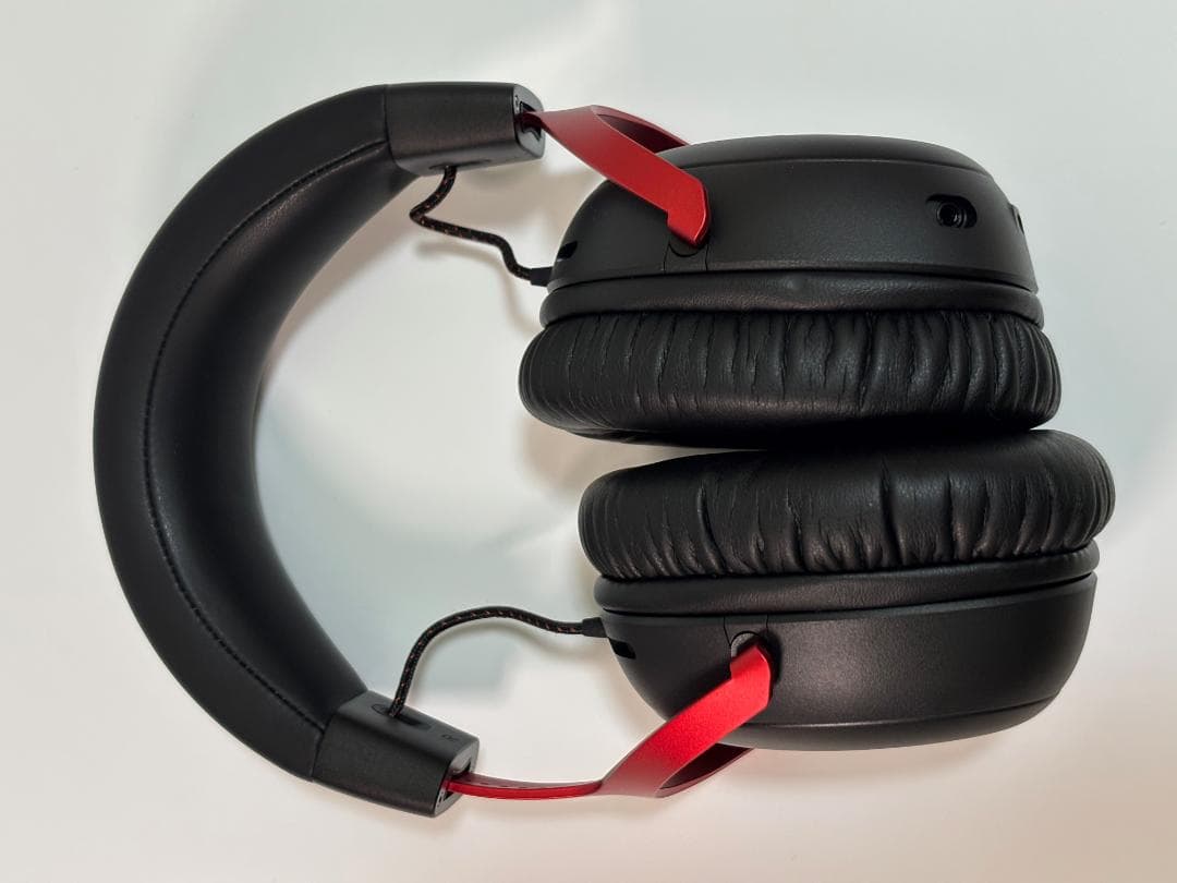 参考用　HyperX Cloud III Wirelessゲーミングヘッドセット