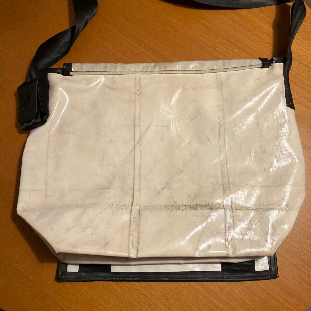 わたがし FREITAG メッセンジャーバッグ
