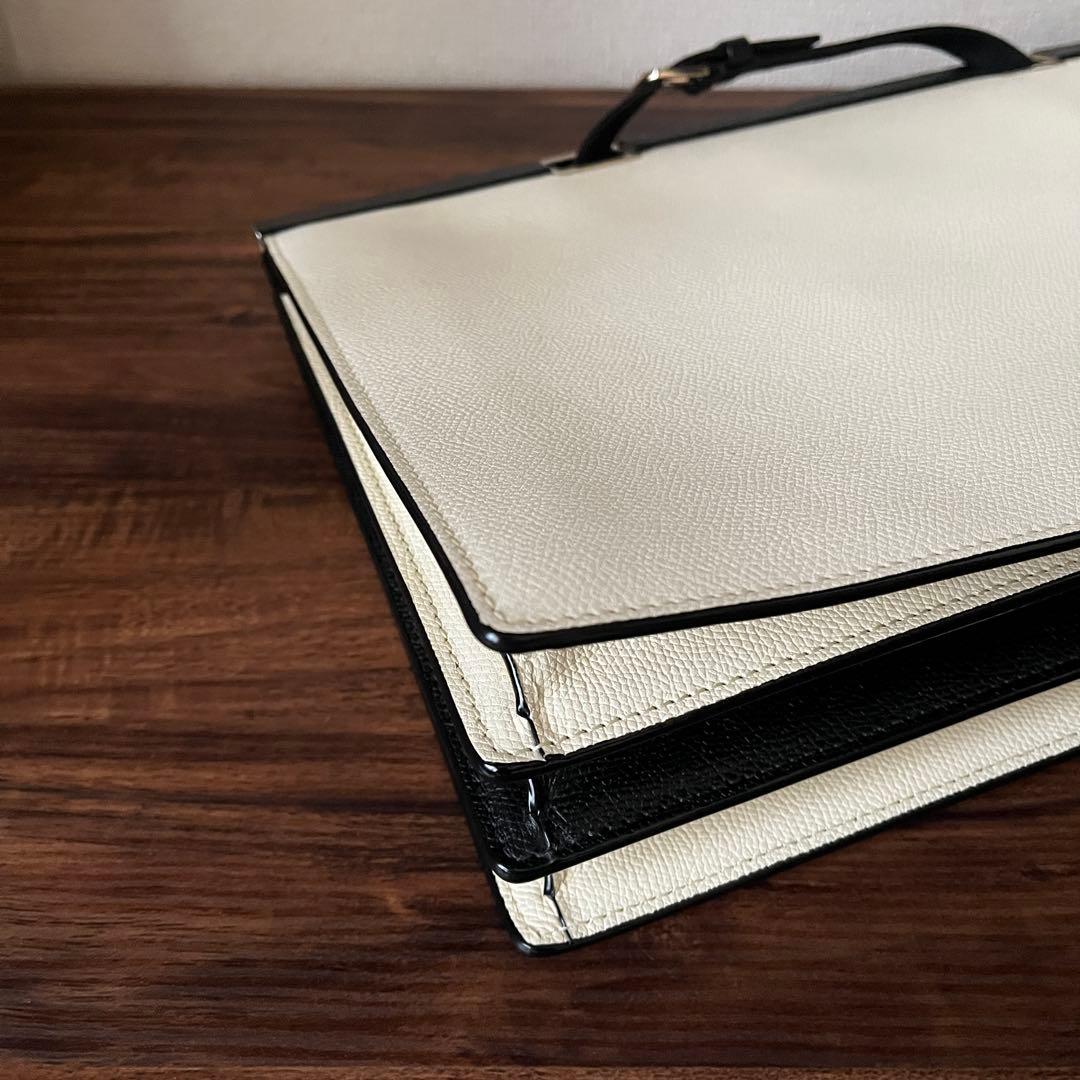 【未使用級！！】ヴァレクストラ ハンドバッグ ショルダーバッグ 2way レザー