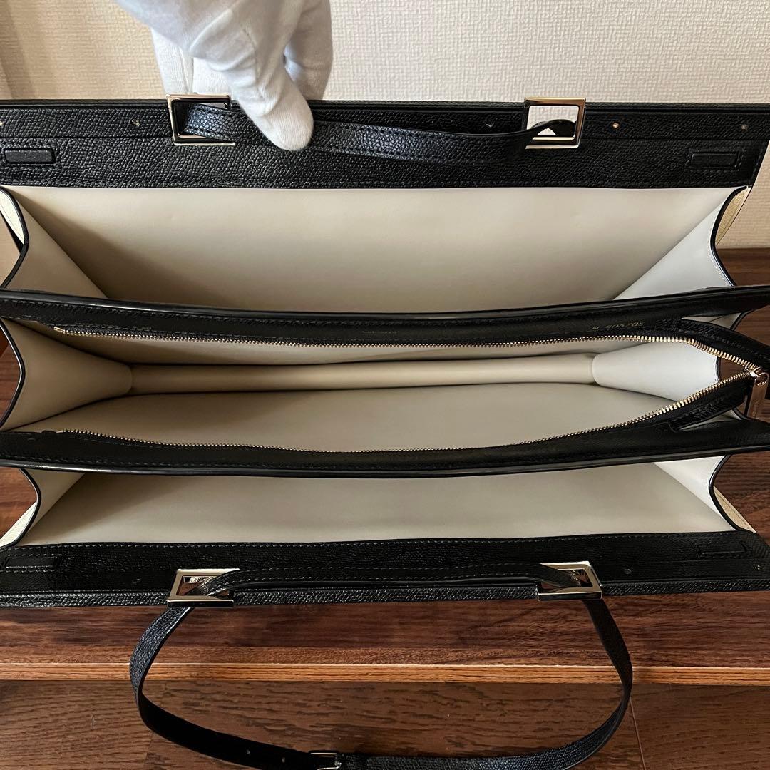 【未使用級！！】ヴァレクストラ ハンドバッグ ショルダーバッグ 2way レザー