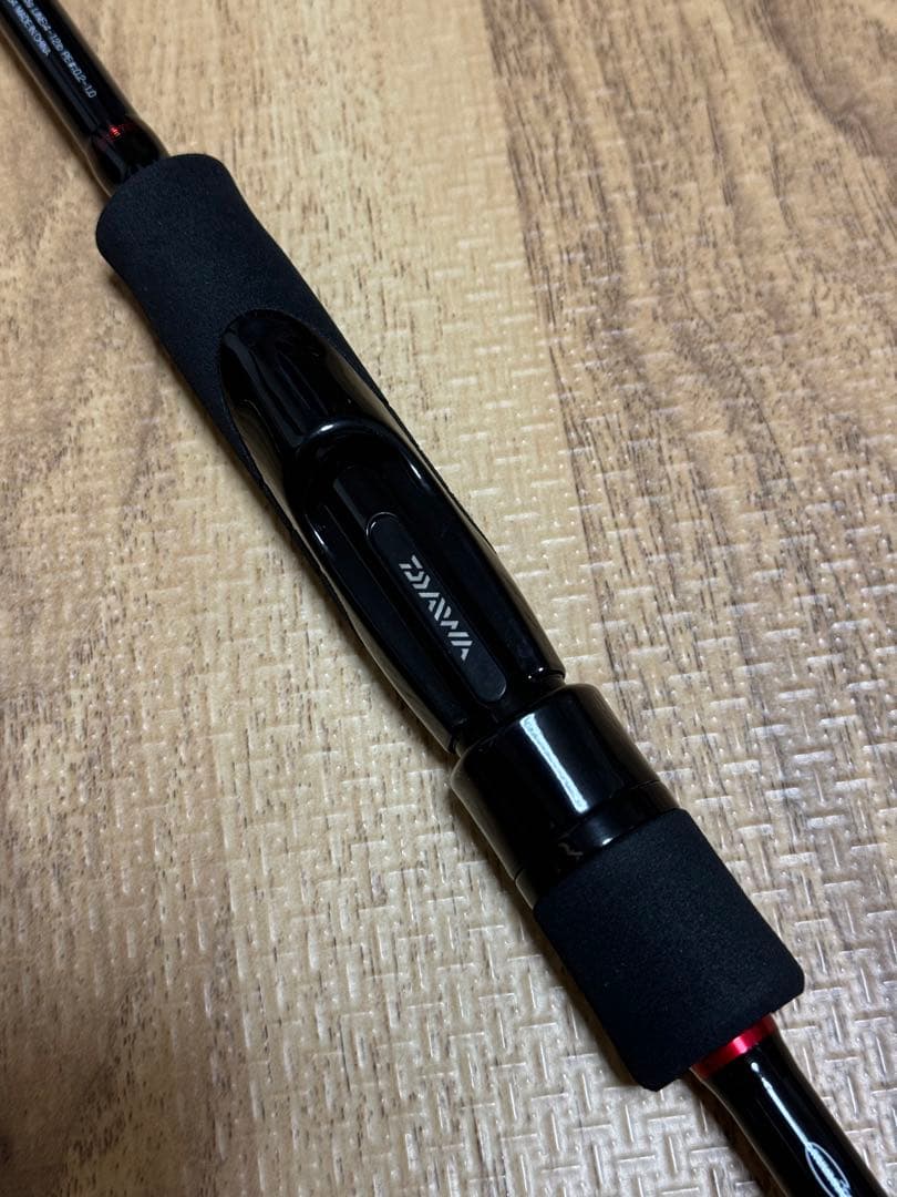 【美品】ダイワ シルバー ウルフ 76ML-S-4 (4ピース)